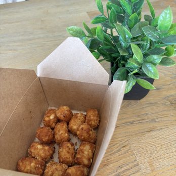 The Rooster - Honestly the betrayer tots we ever had! Crispy and delicious, just perfect! - Food Trucks Near Me - Los Angeles, California The Rooster - Honestly the betrayer tots we ever had! Crispy and delicious, just perfect! - Food Trucks Near Me - Los Angeles, California