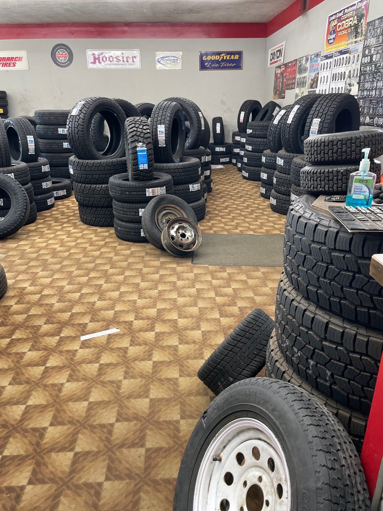 TOP TIRE Updated October 2024 2151 W Houghton Lake Dr, Houghton