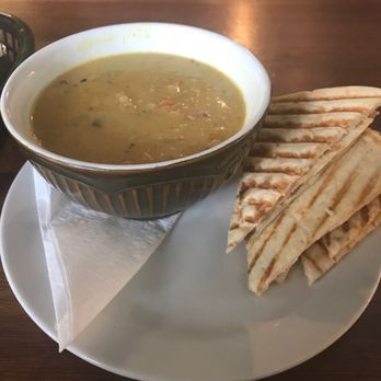 Karamia's Donairs - Curry Rice Soup - Canadian (New) Near Me - Williams Lake, British Columbia
