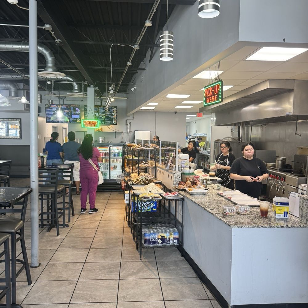 Le Bledo Eatery - Inside - Vietnamese Near Me - Springfield, Virginia