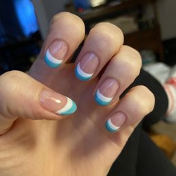 My springy double French tipped gel manicure! My springy double French tipped gel manicure!