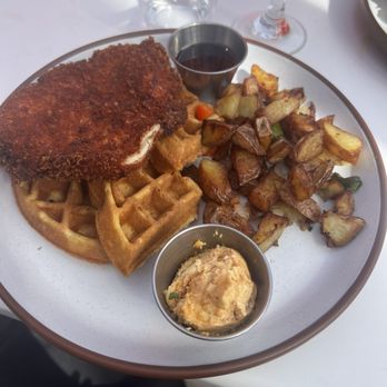 Trio Restaurant - Chicken & Waffles - New American Near Me - Palm Springs, California Trio Restaurant - Chicken & Waffles - New American Near Me - Palm Springs, California
