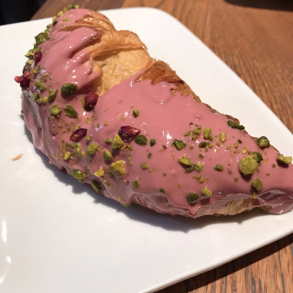 Ulrich - Pomegranate pistachio croissant - Cafes Near Me - Vienna, 9 Ulrich - Pomegranate pistachio croissant - Cafes Near Me - Vienna, 9