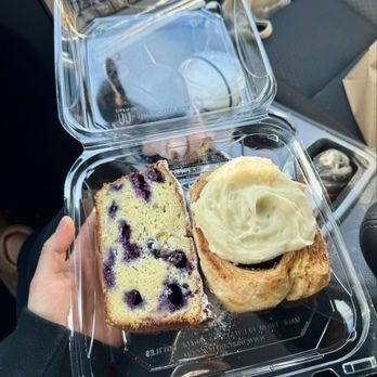 Sweetsalt - Blueberry Ricotta Loaf and Cinnamon Roll - Sandwiches Near Me - Toluca Lake, California Sweetsalt - Blueberry Ricotta Loaf and Cinnamon Roll - Sandwiches Near Me - Toluca Lake, California