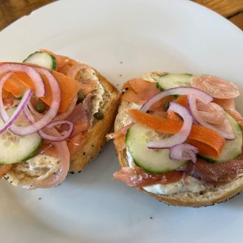 Off The Grid - Lox & Bagel - Breakfast & Brunch Near Me - Sperryville, Virginia