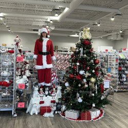 Fabricland - Inside display