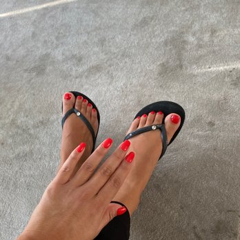 Olympic Nails - Gel color striking red - Nail Salons Near Me - Los Angeles , California