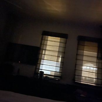 WATERMARK Baton Rouge, Autograph Collection - How bright my room was at night because of the cool looking but not light preventing shades - Hotels Near Me - Baton Rouge, Louisiana WATERMARK Baton Rouge, Autograph Collection - How bright my room was at night because of the cool looking but not light preventing shades - Hotels Near Me - Baton Rouge, Louisiana