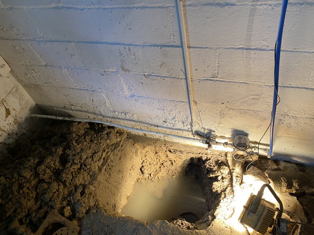 Slide of Lou Carbone Plumbing