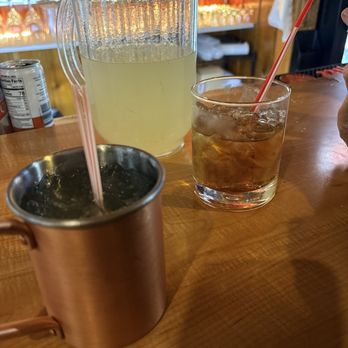 California Pines Lodge - Bar - Resorts Near Me - Alturas, California