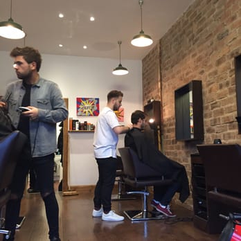 Brother Men's Stylist - Barbers Near Me - Glasgow, GLG