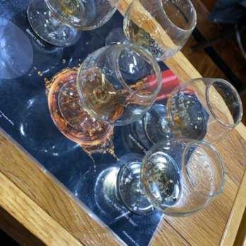 Maker's Mark Distillery - Tasting - Tours Near Me - Loretto, Kentucky