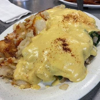 Breakfast Queen - Veggie Benedict - Breakfast & Brunch Near Me - Englewood, Colorado