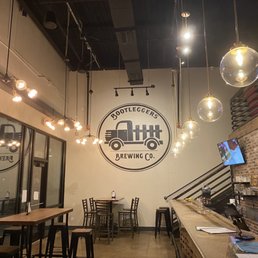 the interior of bootleggers brewworx