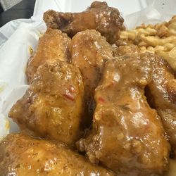 Yo Daddy’s Kitchen - Chicken 10 Wing Dinner dipped in yo daddy's sauce