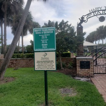 Happy Tails Dog Park - Dog Parks Near Me - Plantation, Florida Happy Tails Dog Park - Dog Parks Near Me - Plantation, Florida