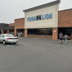 Food Lion - Entrance