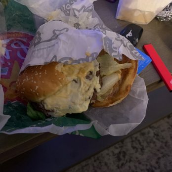 Carl's Jr - Not a big Carl - Fast Food Near Me - Van Nuys, California