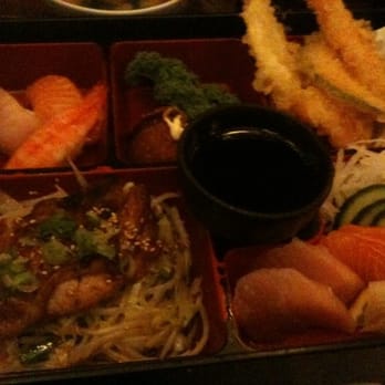Sushi Mori - Dinner bento box with grilled chicken - Sushi Bars Near Me - Coquitlam, British Columbia