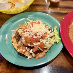 Taqueria el Patron II - Tostada with beef