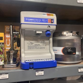 Kitchen Plus - this is their ice maker - Restaurant Supplies Near Me - Los Angeles, California