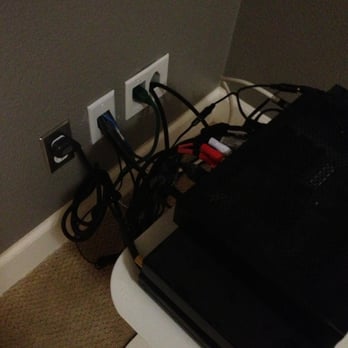 Zivez - Clean and organized (bedroom) - Home Theatre Installation Near Me - Antioch, California Zivez - Clean and organized (bedroom) - Home Theatre Installation Near Me - Antioch, California