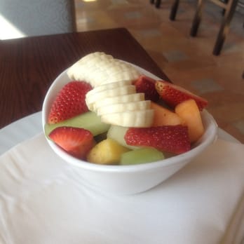 Nine-Ten - Fruit Bowl. Awesome. - Bars Near Me - La Jolla, California