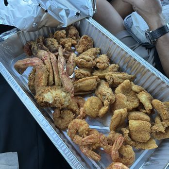 Soultran's Seafood - I wish you can smell this goodness! - Seafood Markets Near Me - Vallejo, California Soultran's Seafood - I wish you can smell this goodness! - Seafood Markets Near Me - Vallejo, California