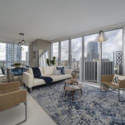 Icon Residences by SS Vacation Rentals - Presidential City & River View Living Room