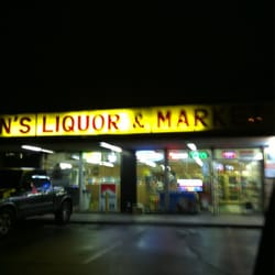 John's Liquor & Market