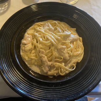 Bella Italia - Chicken Fettuccine Alfredo - Italian Near Me - Modesto, California