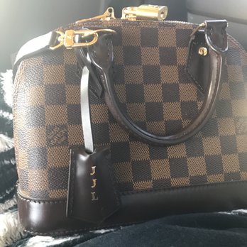 Louis Vuitton - Shiny Gold Stamp. perfectly centered - Leather Goods Near Me - Costa Mesa, California