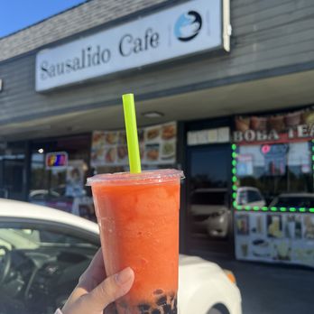 Sausalido Cafe - Strawberry Mango Slush  w/ boba - Thai Near Me - Torrance, California