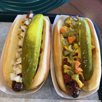 Frank Gourmet Hot Dogs - Regular & Modern Chicago - Hot Dogs Near Me - Buffalo, New York Frank Gourmet Hot Dogs - Regular & Modern Chicago - Hot Dogs Near Me - Buffalo, New York