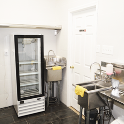 Open Space - Prep kitchen.