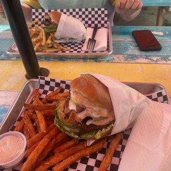 Pocket Burger Shack - Pocket Burger and OC Burger - Burgers Near Me - Sunset Beach, California Pocket Burger Shack - Pocket Burger and OC Burger - Burgers Near Me - Sunset Beach, California