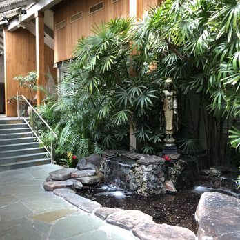 Best Western Plus Island Palms Hotel & Marina - lobby fish pond - San Diego, CA