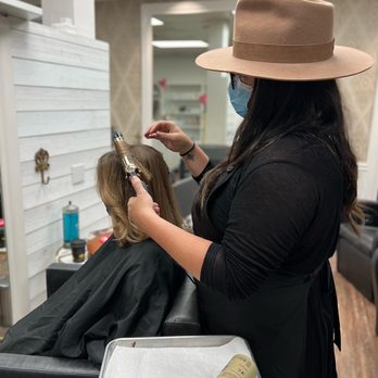 Certified Vixen - Eco friendly hair salon in Solana beach - Hair Salons Near Me - Solana Beach, California Certified Vixen - Eco friendly hair salon in Solana beach - Hair Salons Near Me - Solana Beach, California
