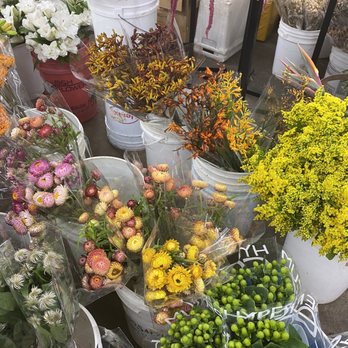 International Flowers - Florists Near Me - Los Angeles, California