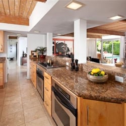 Kat's Cleaning Service - Professional Renovation