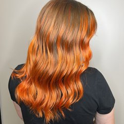 Kolor Haus Salon - Lived in vivid balayage
