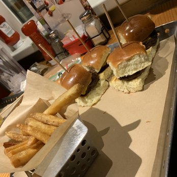 Chili's - Sliders and fries - American Near Me - East Hanover, New Jersey Chili's - Sliders and fries - American Near Me - East Hanover, New Jersey