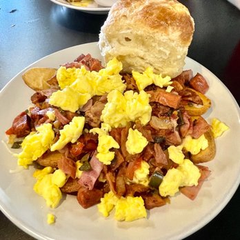 Big Bear Biscuits - Big Bear Skillet - Coffee & Tea Near Me - Brownsburg, Indiana