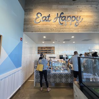 Mendocino Farms - Order counter - Salad Near Me - Folsom, California