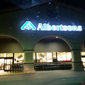 Albertsons - Stay away from this place if you don't want to get waiting in a  big slow lines Ito get frustrated - Grocery Near Me - San Pedro, California
