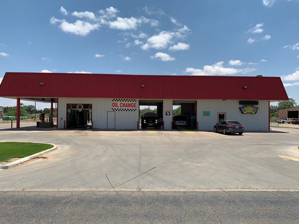 STUEART’S PIT STOP AND CAR WASH 514 Clubview Dr, Levelland, Texas