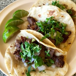 Taqueria El Paraiso - Tacos de lengua.