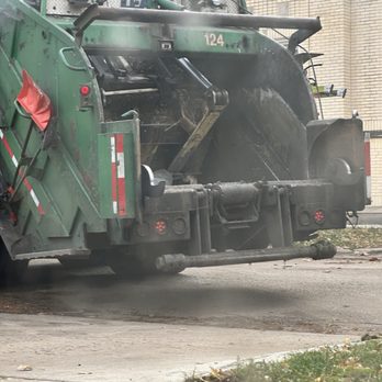 Flood Brothers Disposal - Truck driven by driver that just damaged our grass! - Junk Removal & Hauling Near Me - Oakbrook Terrace, Illinois Flood Brothers Disposal - Truck driven by driver that just damaged our grass! - Junk Removal & Hauling Near Me - Oakbrook Terrace, Illinois