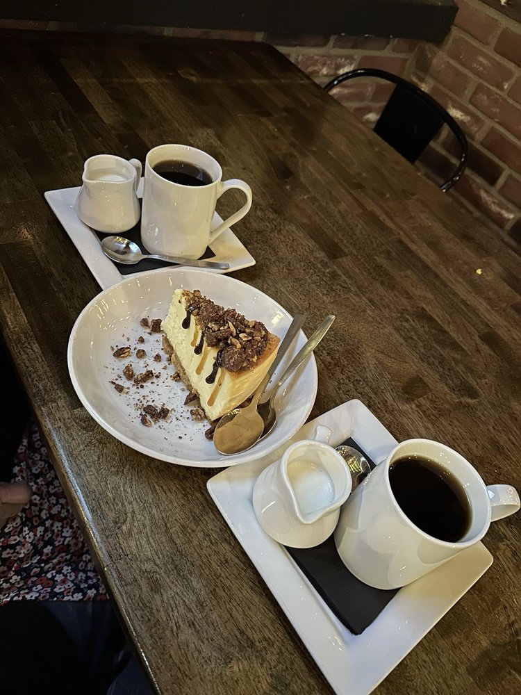 THE TAYLOR COUNTY TAPHOUSE Updated October 2024 331 Photos & 414