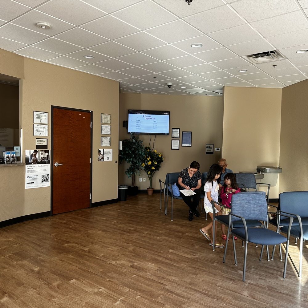 Banner Urgent Care - Right side of waiting area - Urgent Care Near Me - Gilbert, Arizona Banner Urgent Care - Right side of waiting area - Urgent Care Near Me - Gilbert, Arizona